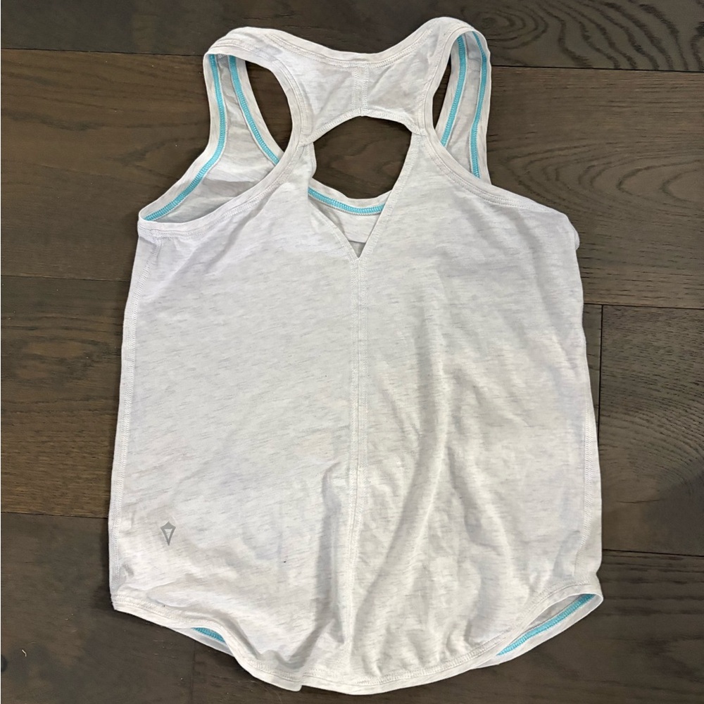 Ivivva by Lululemon girls creme tank top sz 10 brand new
